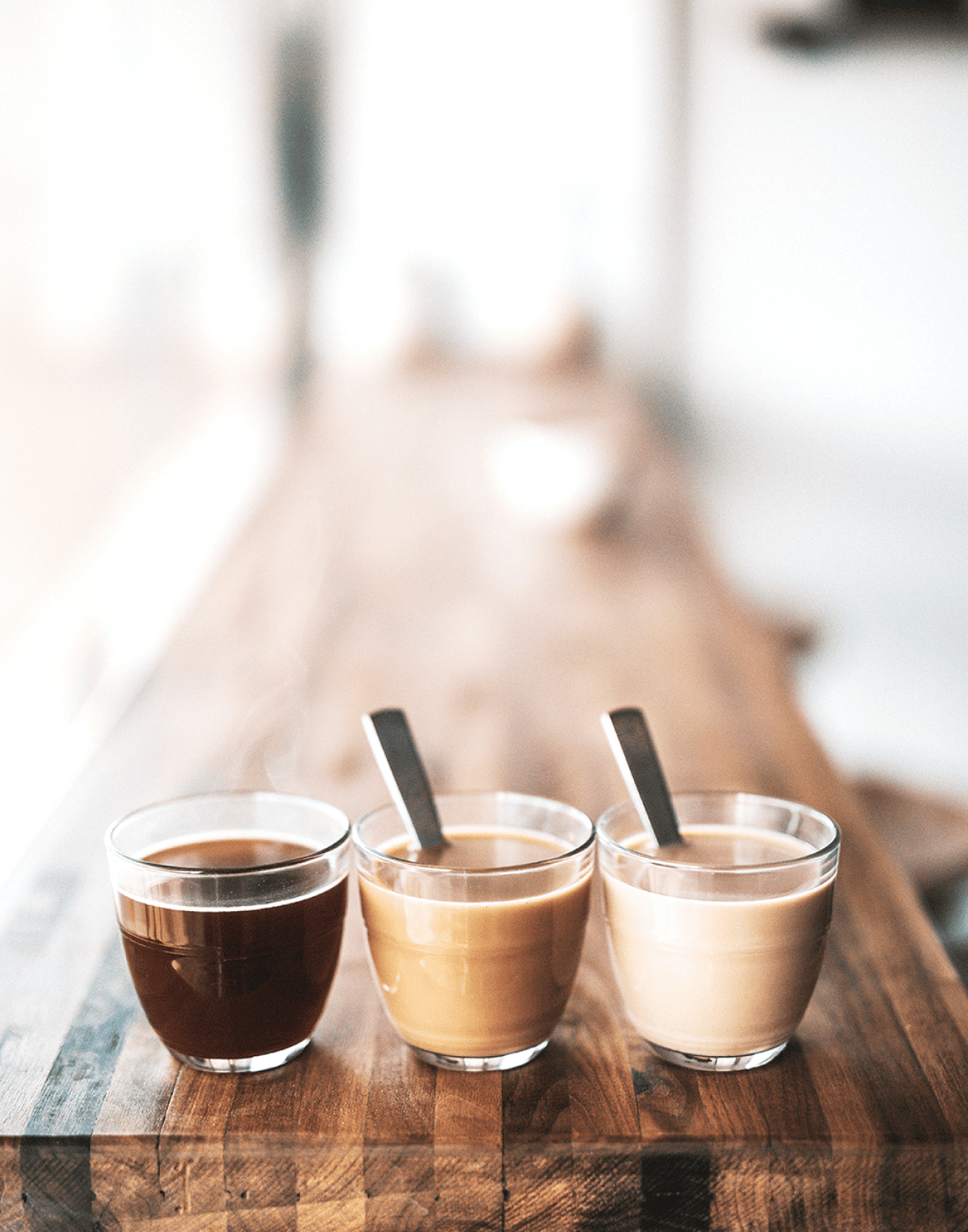 ３つ並んだコーヒー