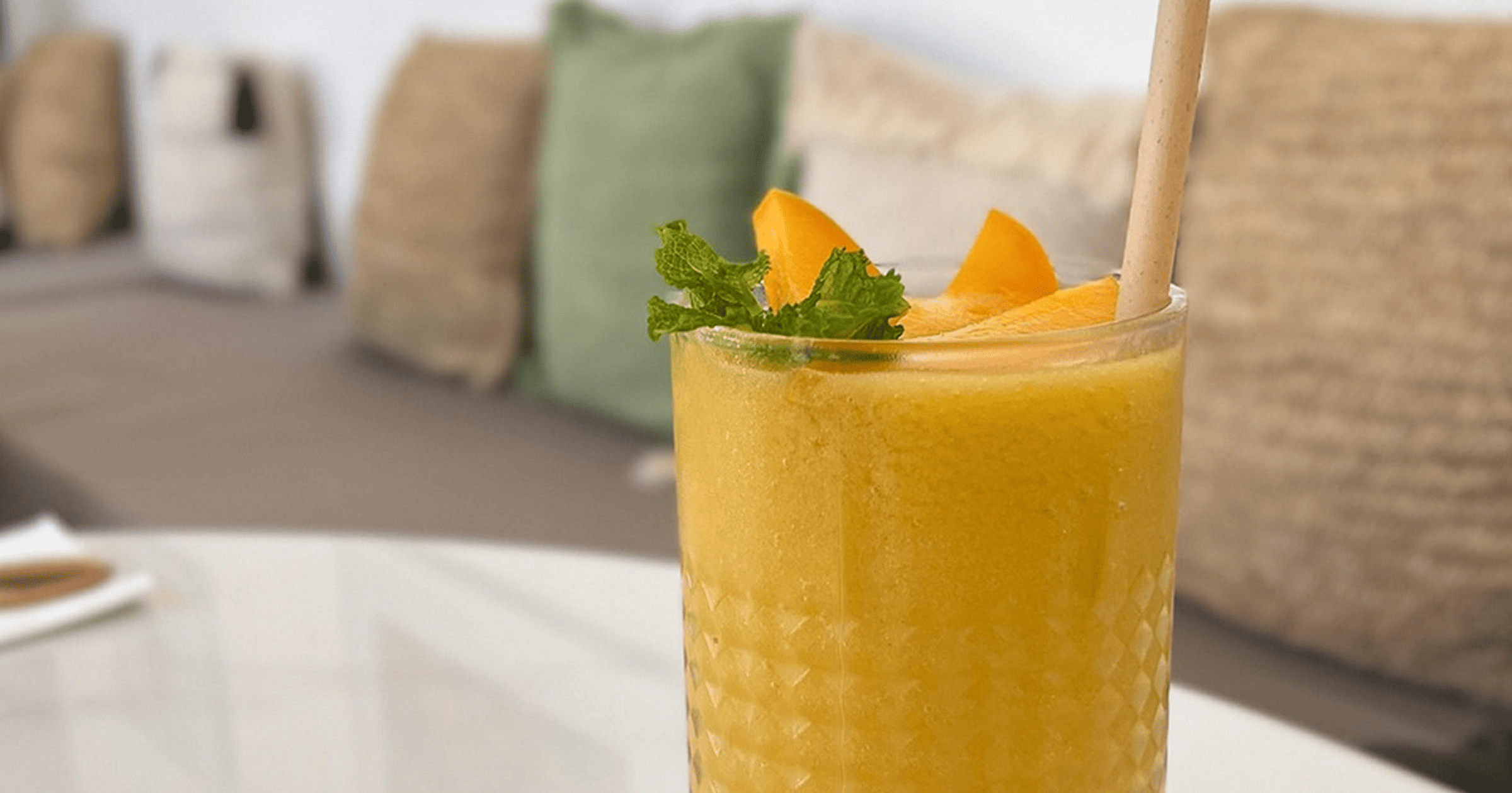 夏の味覚！マンゴー＆パッションフルーツスムージー登場